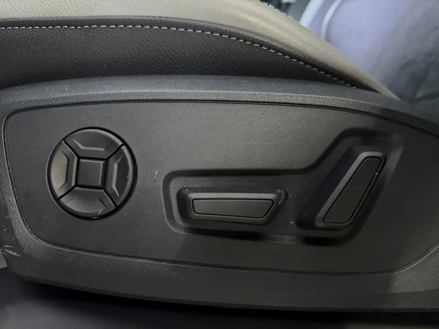Audi Q3 2023 35 TFSI Fashion Dynamic (1.4T) фото 20