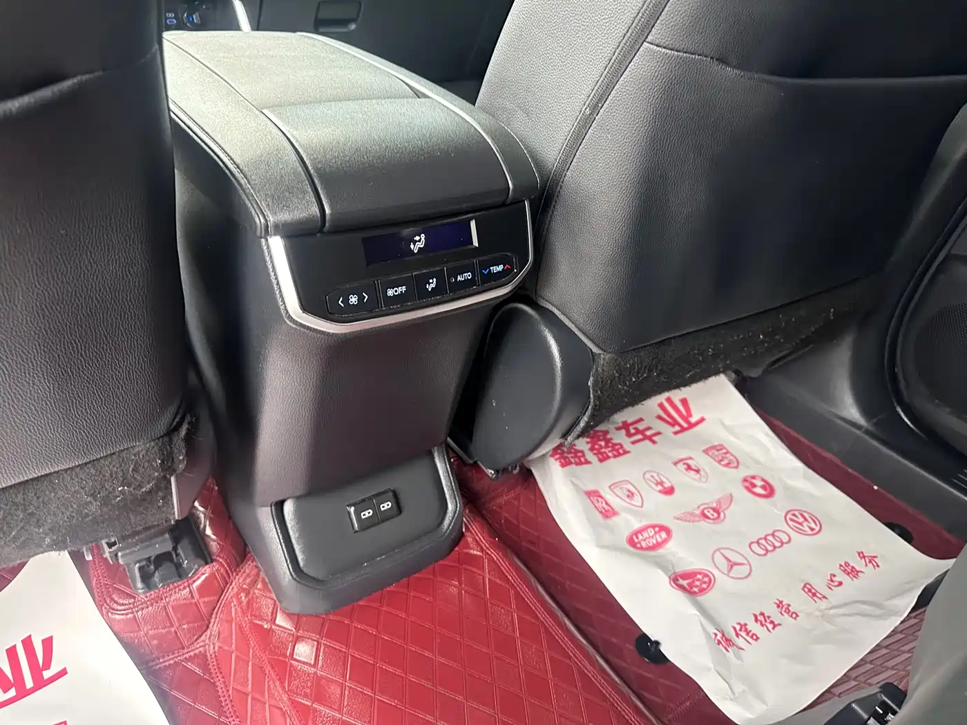 Toyota Highlander 2022 Model Dual Engine 2.5L 4WD Premium Edition 7-Seater фото 15