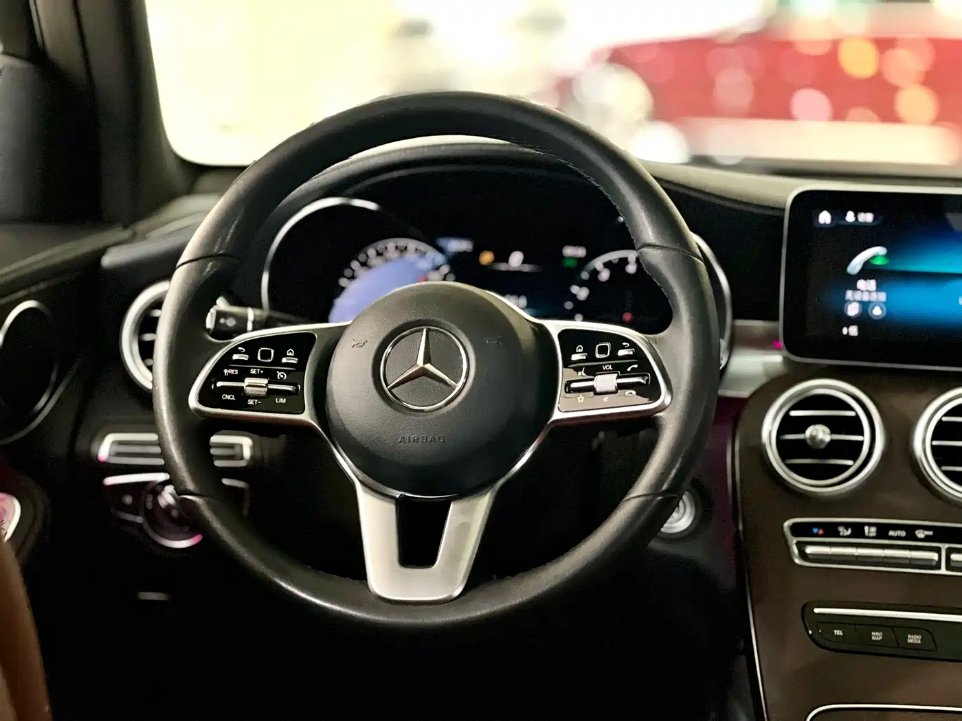 Mercedes-Benz GLC 2020 GLC 260 L 4MATIC Luxury фото 12