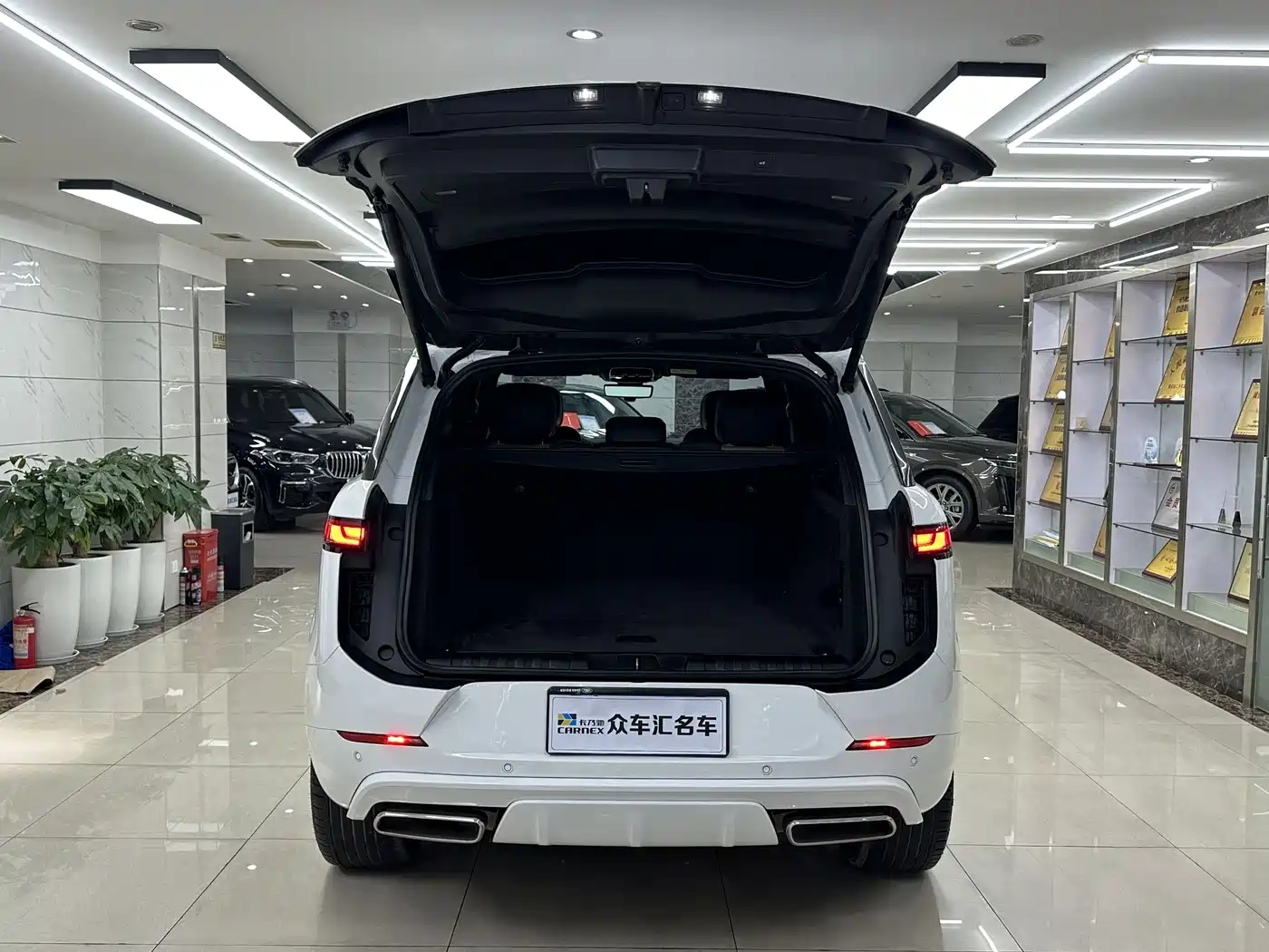 Land Rover Range Rover Sport 2024 400PS Dynamic SE фото 7