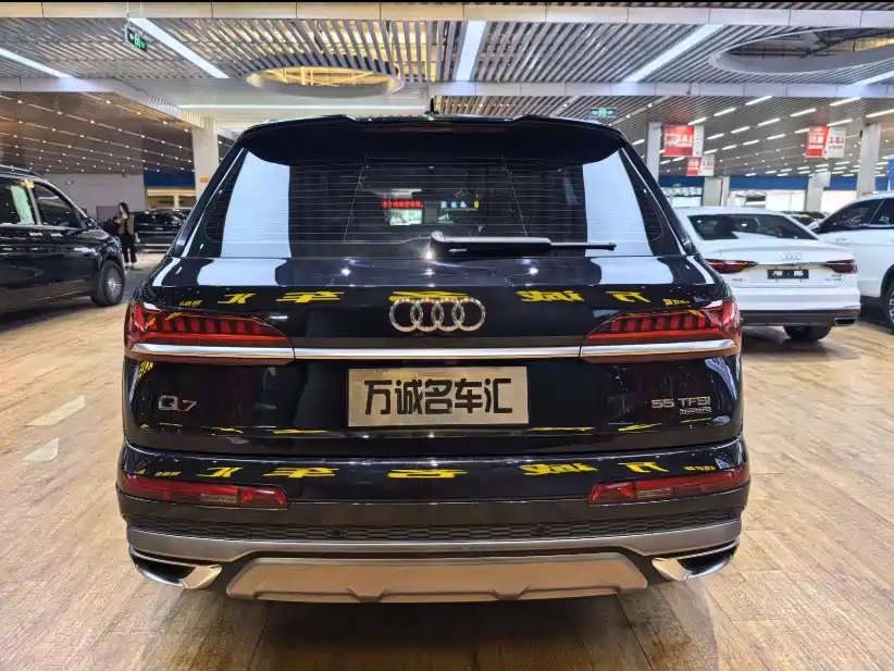 Audi Q7 2020 55 TFSI quattro S line Sport фото 22