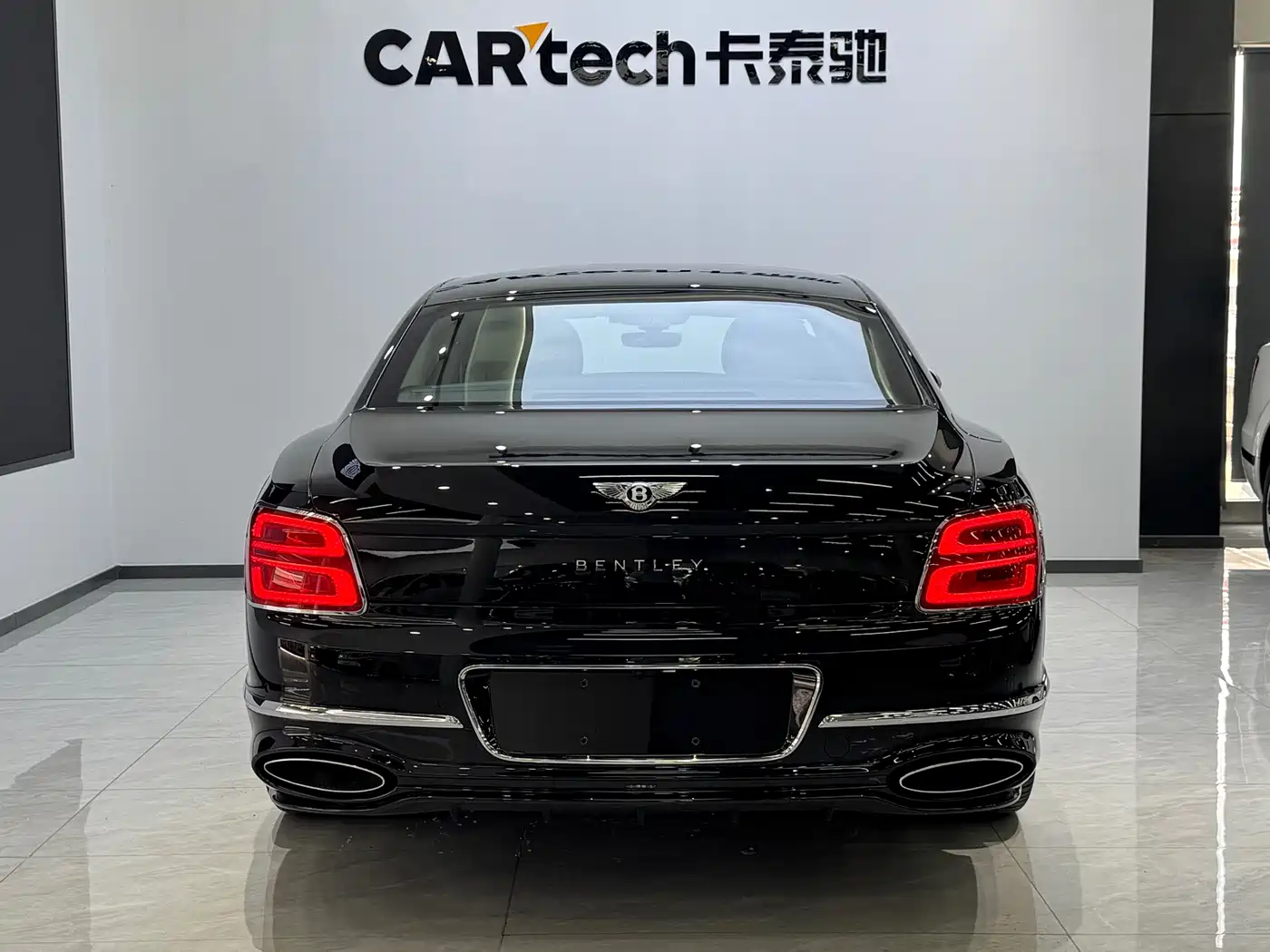 Bentley Flying Spur Plug-in Hybrid 2025 2025 Model Year 4.0T V8 Mulliner