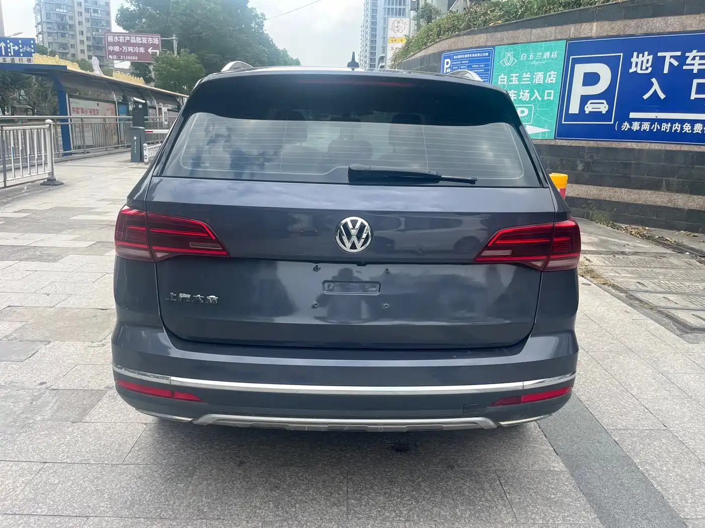 Volkswagen Tharu 2018 2019 330TSI AWD Luxury Edition China VI