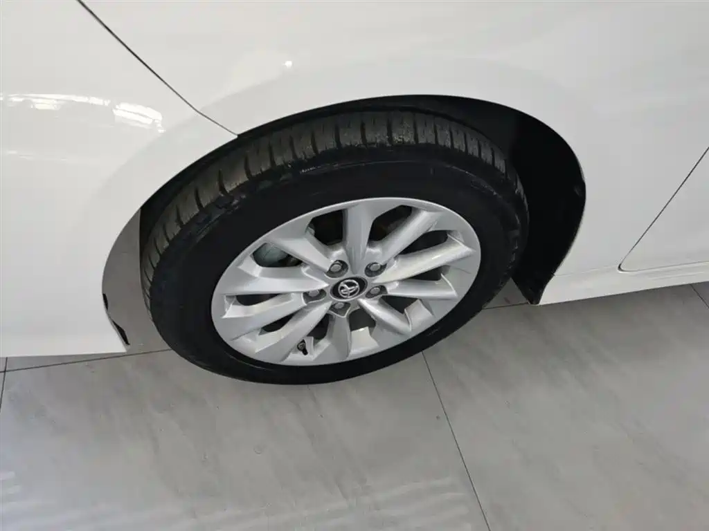 Toyota Corolla 2021 1.2T S-CVT Elite PLUS Edition фото 23