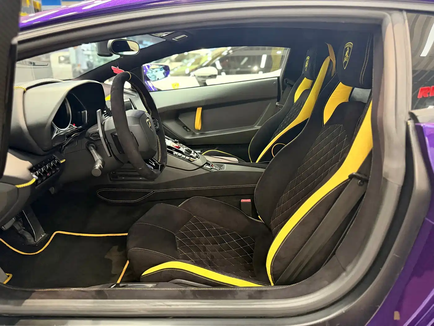 Lamborghini Aventador 2014 2013 LP 700-4 Roadster