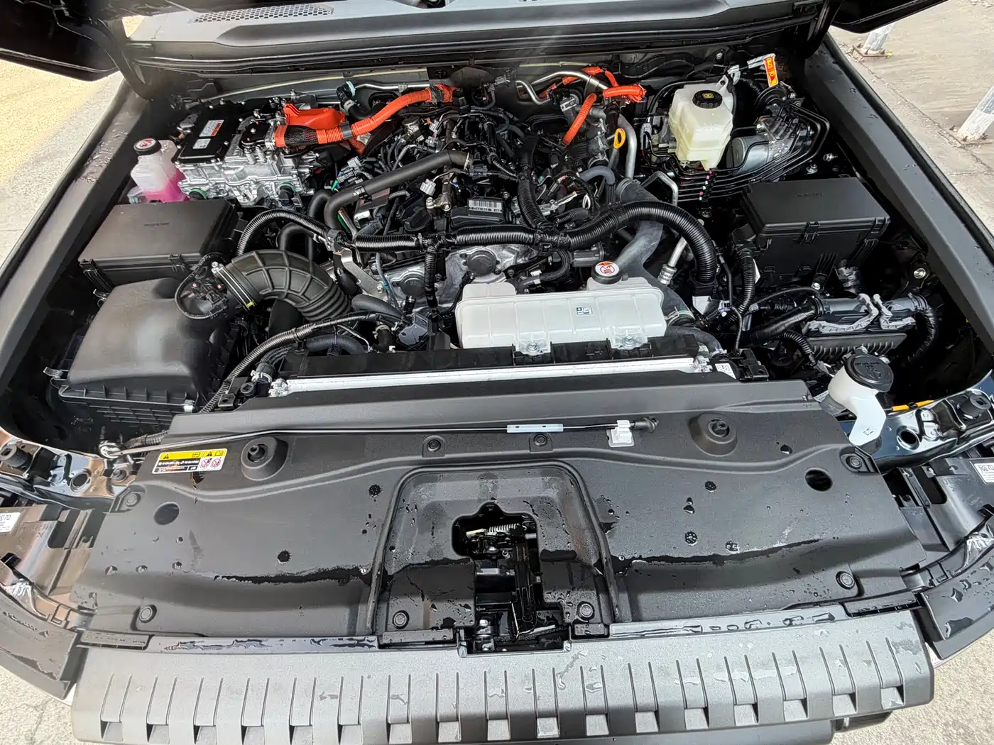 Toyota Prado 2025 2.4T Wild WX Edition 6-Seater фото 17