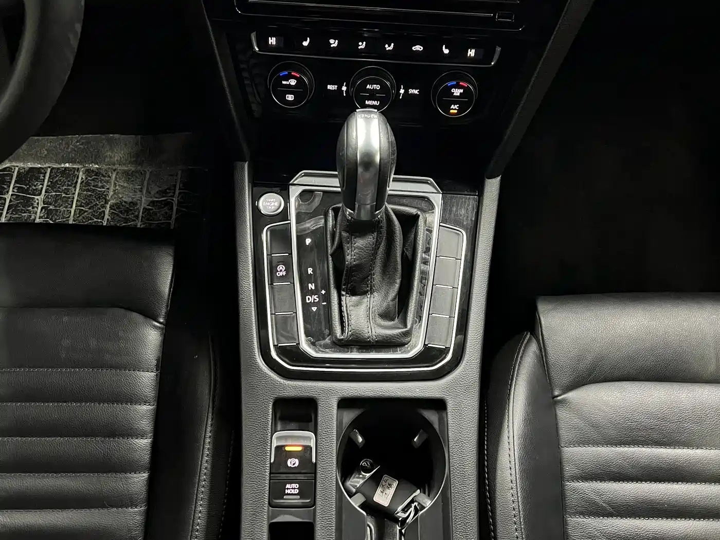Volkswagen Magotan 2019 330TSI DSG Luxury China V фото 15
