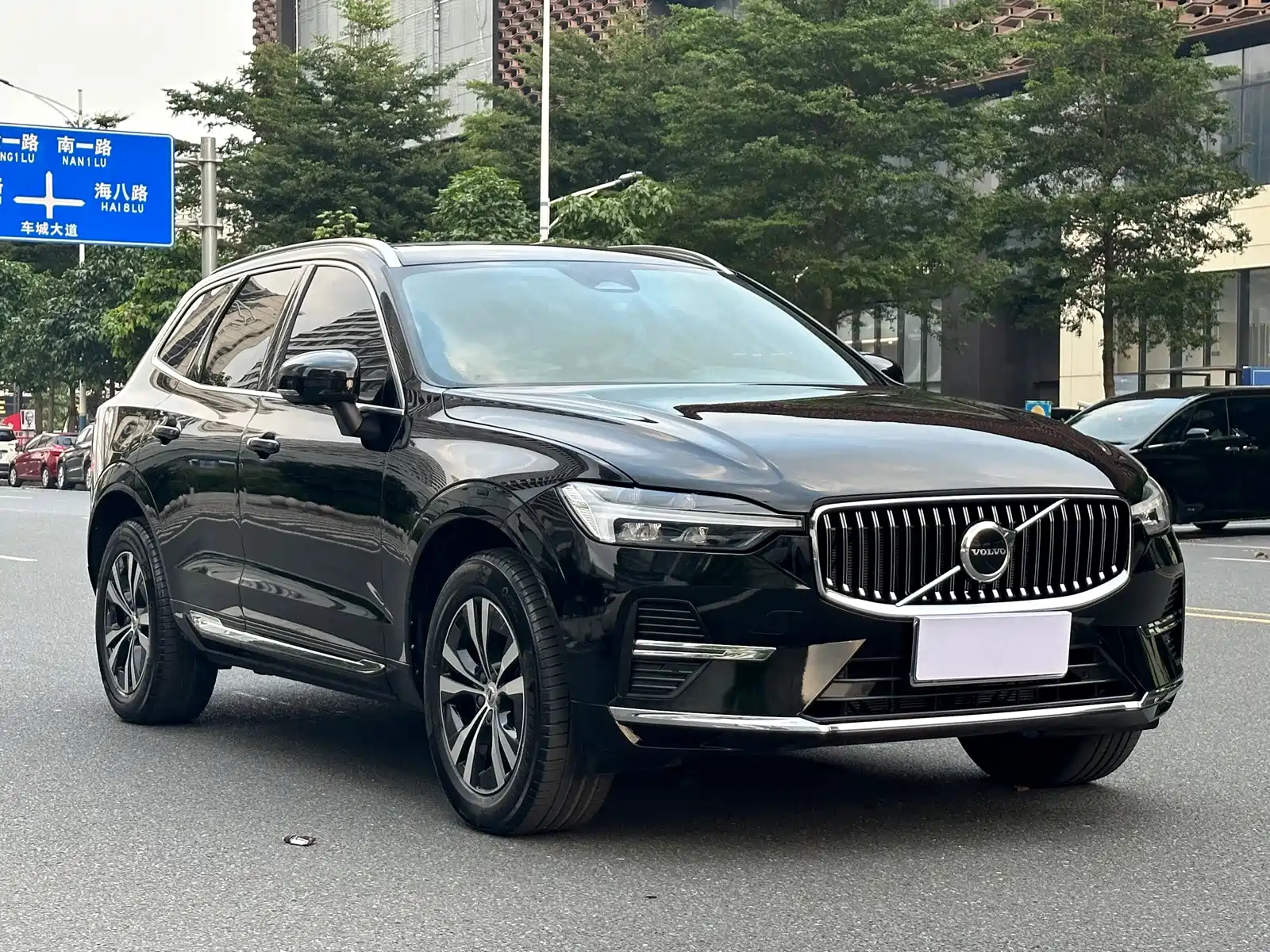 Фото 3 - Volvo XC60