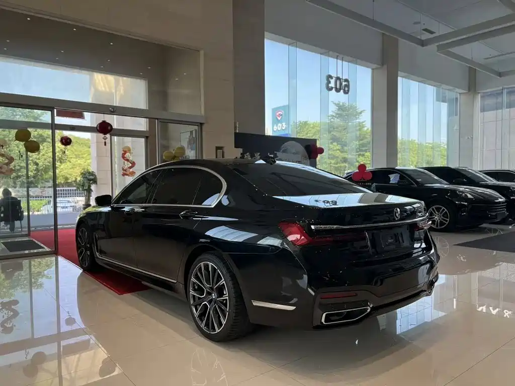 BMW 7 Series 2021 2021 Model 740Li Leading M Sport Package
