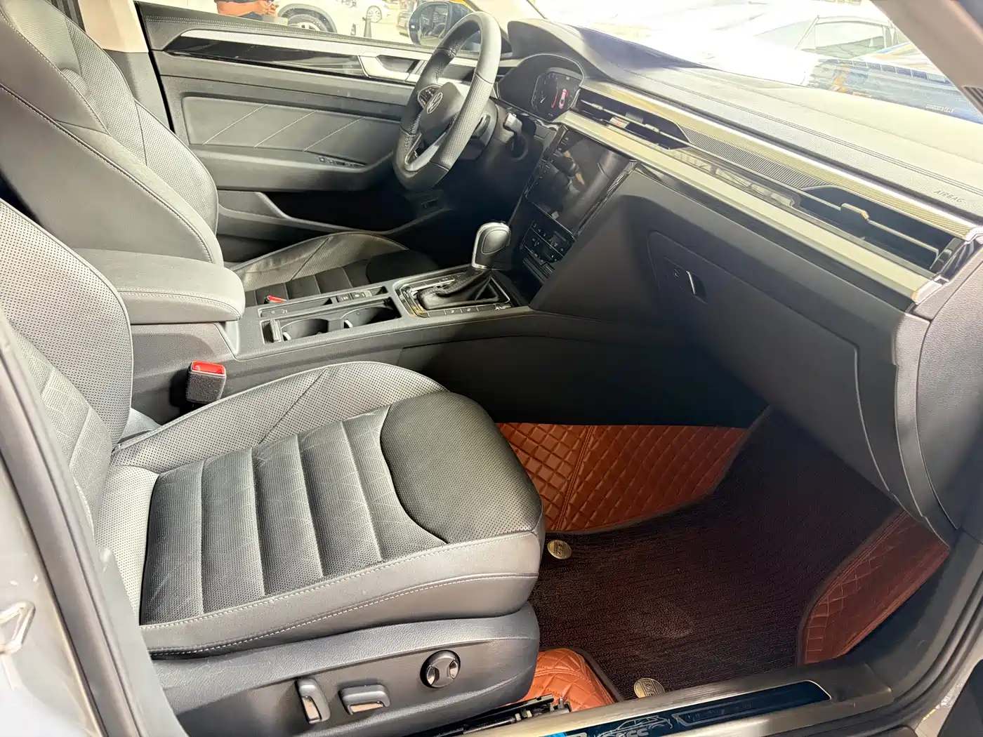 Volkswagen FAW-Volkswagen CC 2021 380TSI Eye-catching Edition фото 12