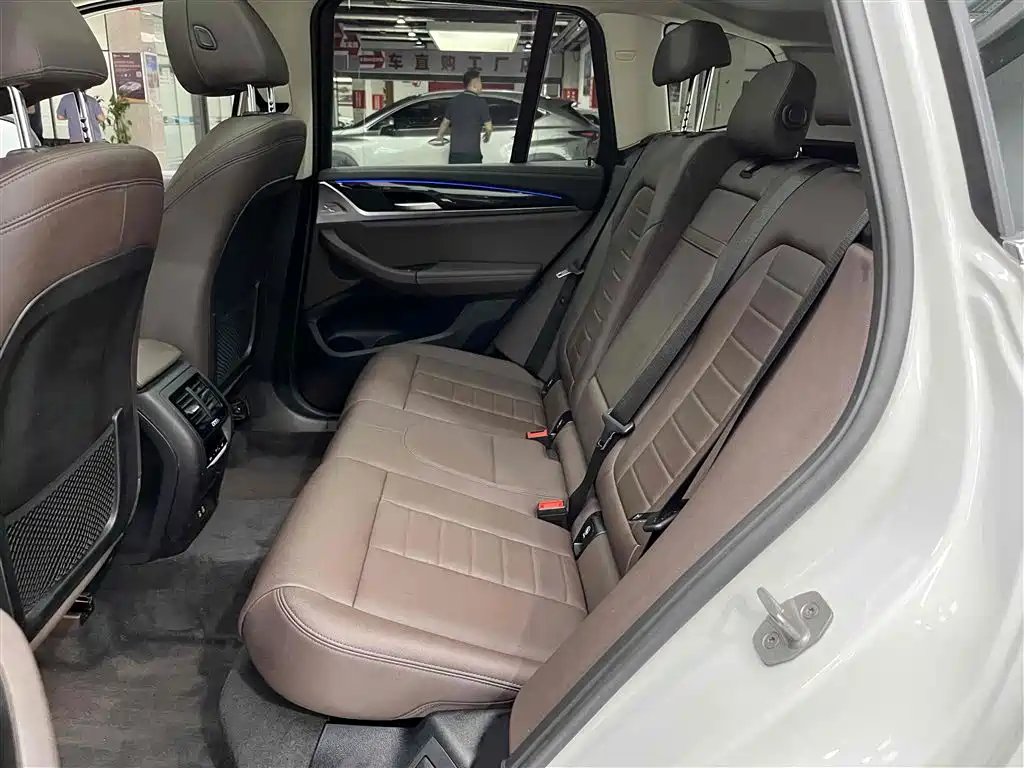 BMW X3 2021 xDrive25i Luxury Package фото 15