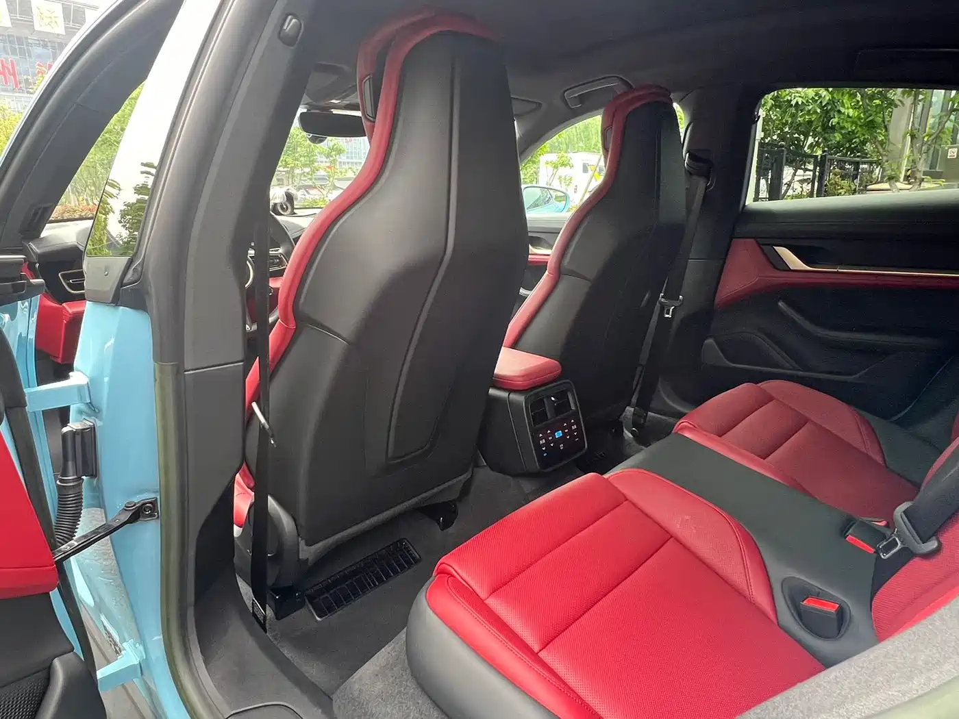Porsche Taycan 2022 Facelift Taycan фото 9