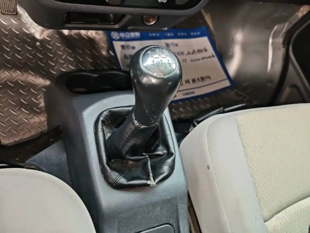 Jinbei Little Sea Lion X30 2024 2023 1.5L Super Comfort Van 2/5 Seats Non-AC SWC15M