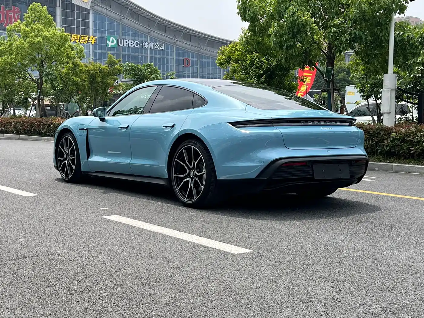 Porsche Taycan 2022 Facelift Taycan фото 11
