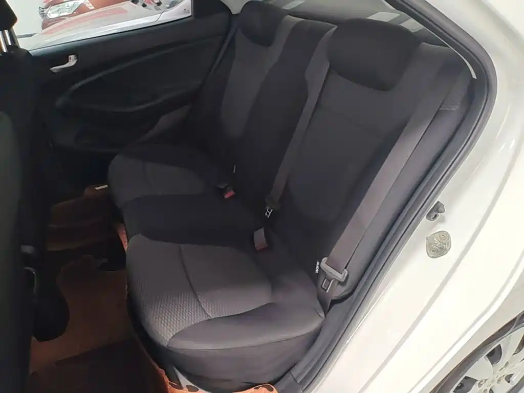 Hyundai Verna 2021 2020 1.4L Manual GL Renewal Edition