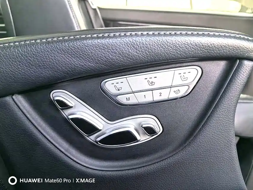 Mercedes-Benz V-Class 2018 V 260 L Premium Long Version China V фото 10