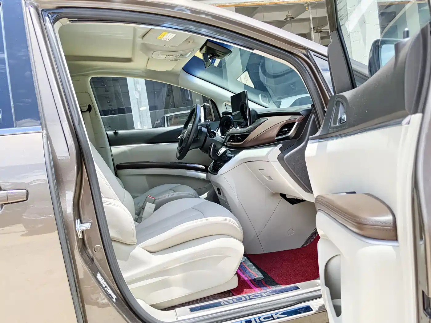 Buick GL8 2021 Land Business Class 652T Comfort фото 10