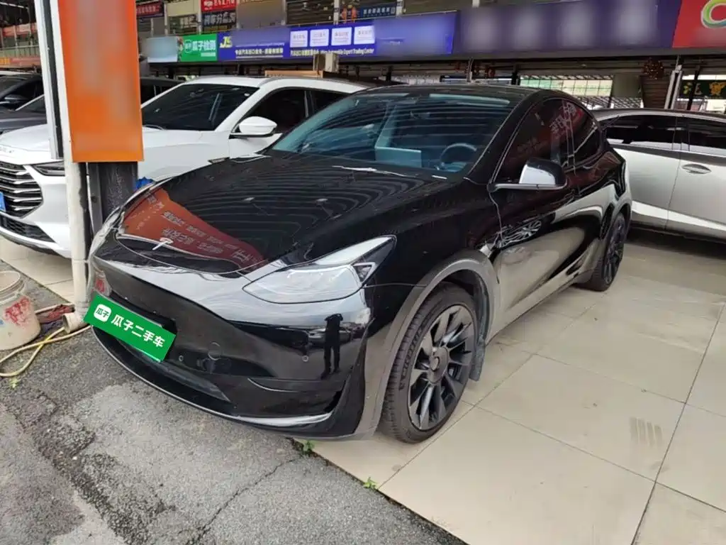 Tesla Model Y 2022
