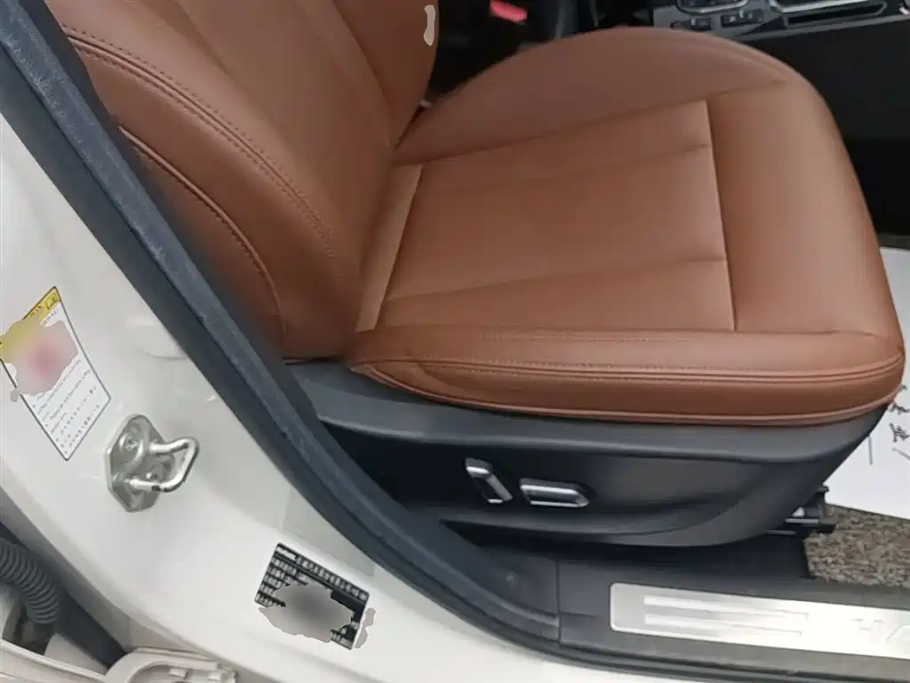 Haval H6 Coupe 2015 Blue Label 2.0T 2WD Premium фото 25
