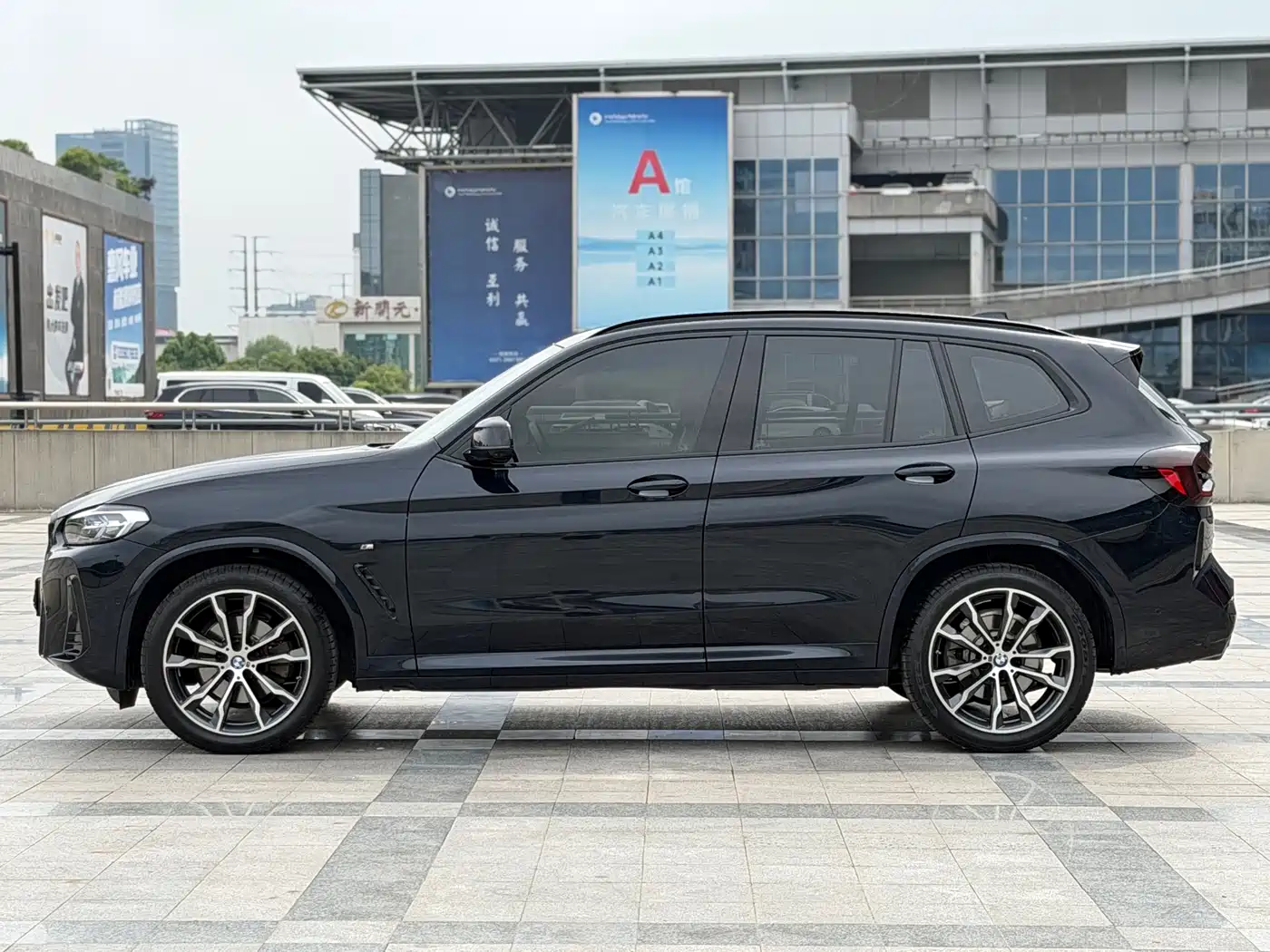 BMW X3 2023 xDrive30i Leading M Night Package фото 7