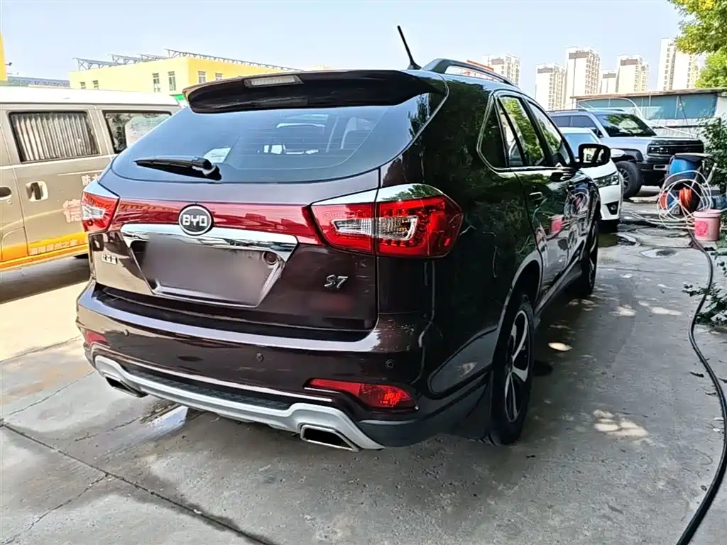 BYD S7 2016 2.0T Auto Premium Plus фото 7