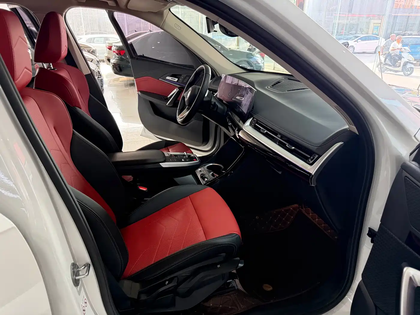 BMW X1 2023 sDrive20Li X Design Package фото 9