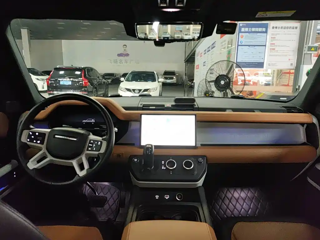 Фото 6 - Land Rover Defender