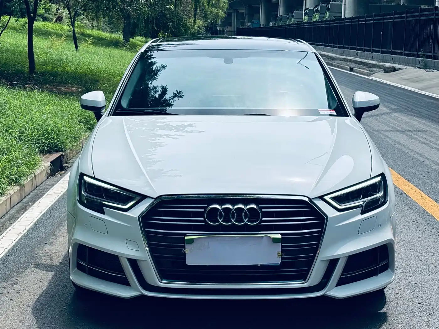 Photo 2 - Audi A3