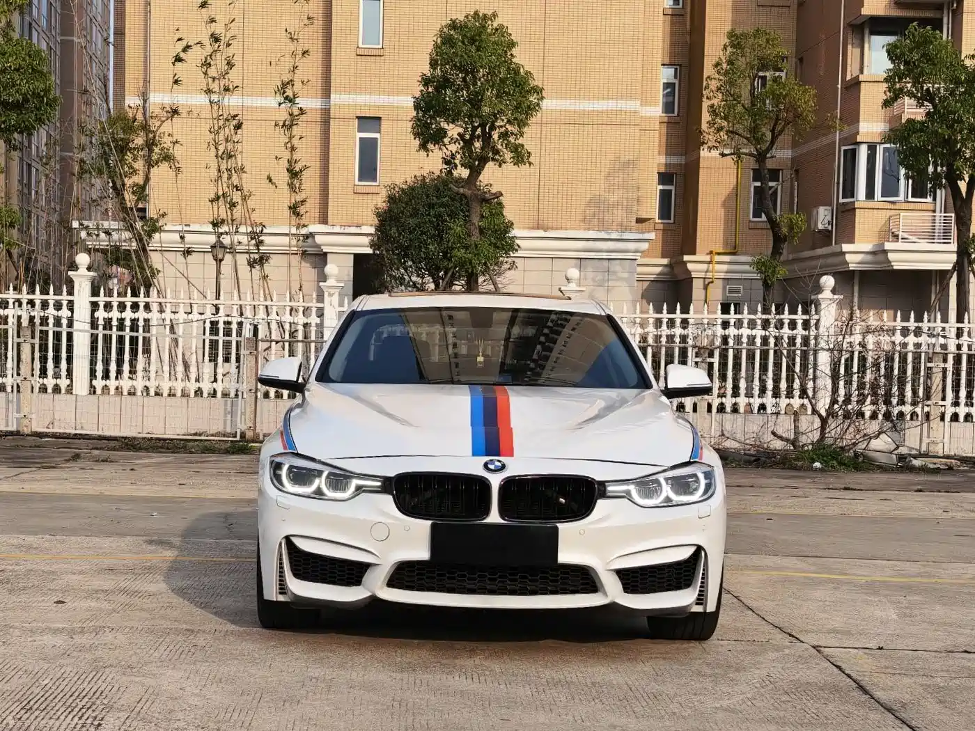 BMW 3 Series 2016 320Li Progressive фото 2