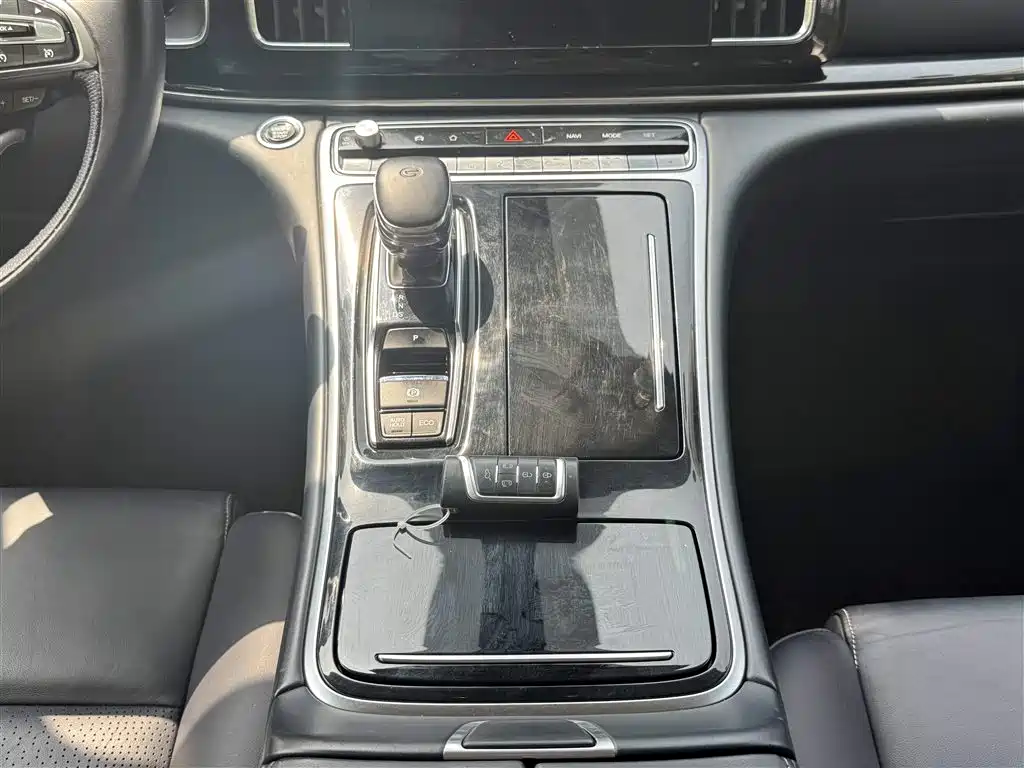 GAC Trumpchi Trumpchi M8 2021 Leading Show Series 390T Prestige Edition фото 20