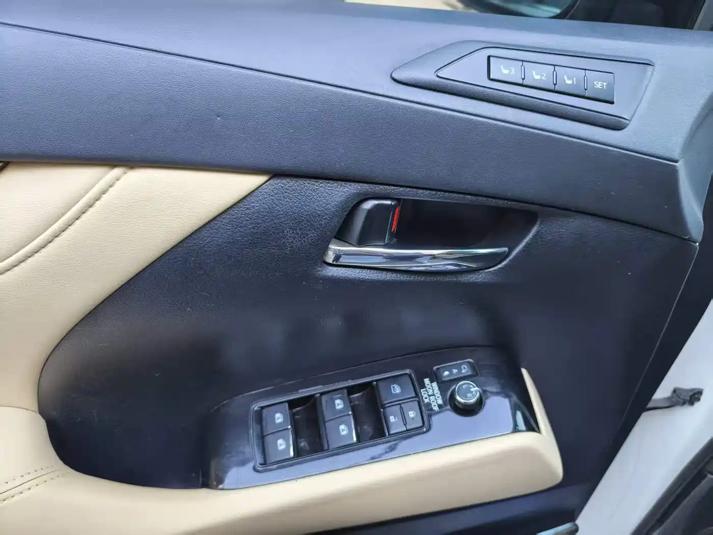 Toyota Alphard 2015 3.5L Luxury Edition фото 15