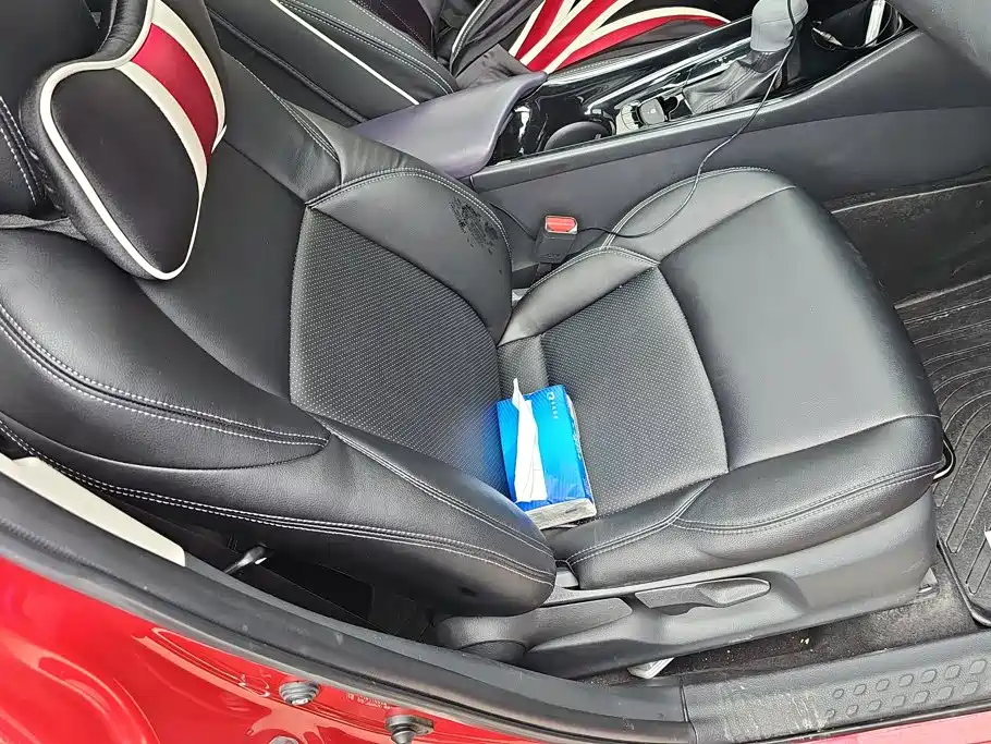 Toyota C-HR 2020 2018 2.0L Leading Sunroof Edition China VI