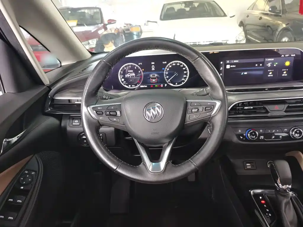 Buick GL6 2021 2021 323T Mild Hybrid Connected Luxury