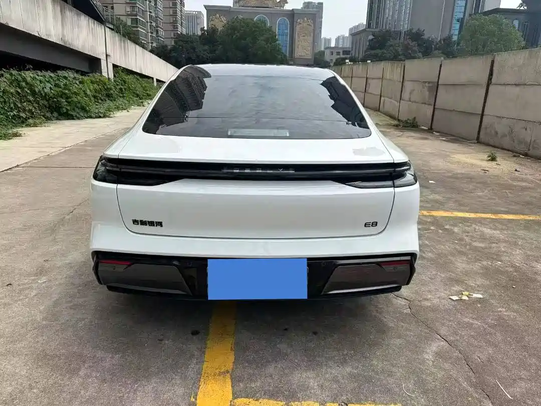 Geely Galaxy Galaxy E8 2025 2025 620km AWD Starship LiDAR Smart Drive Edition