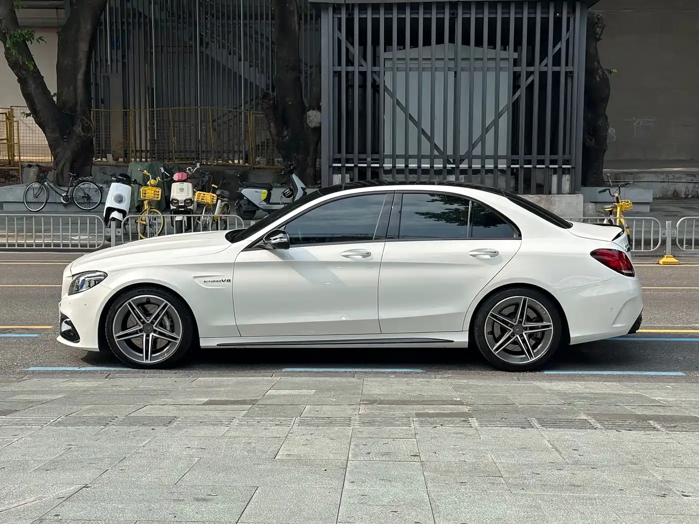MERCEDES-BENZ C CLASS AMG