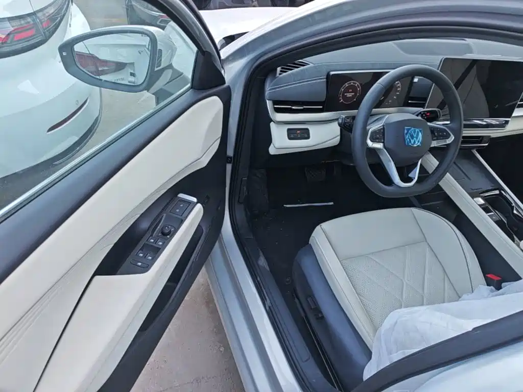 Volkswagen Sagitar 2026 2025 300TSI DSG High-end Model
