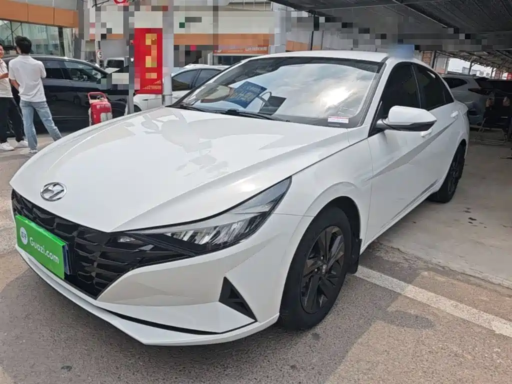 Hyundai Elantra 2022 1.5L CVT GLS Leading Edition