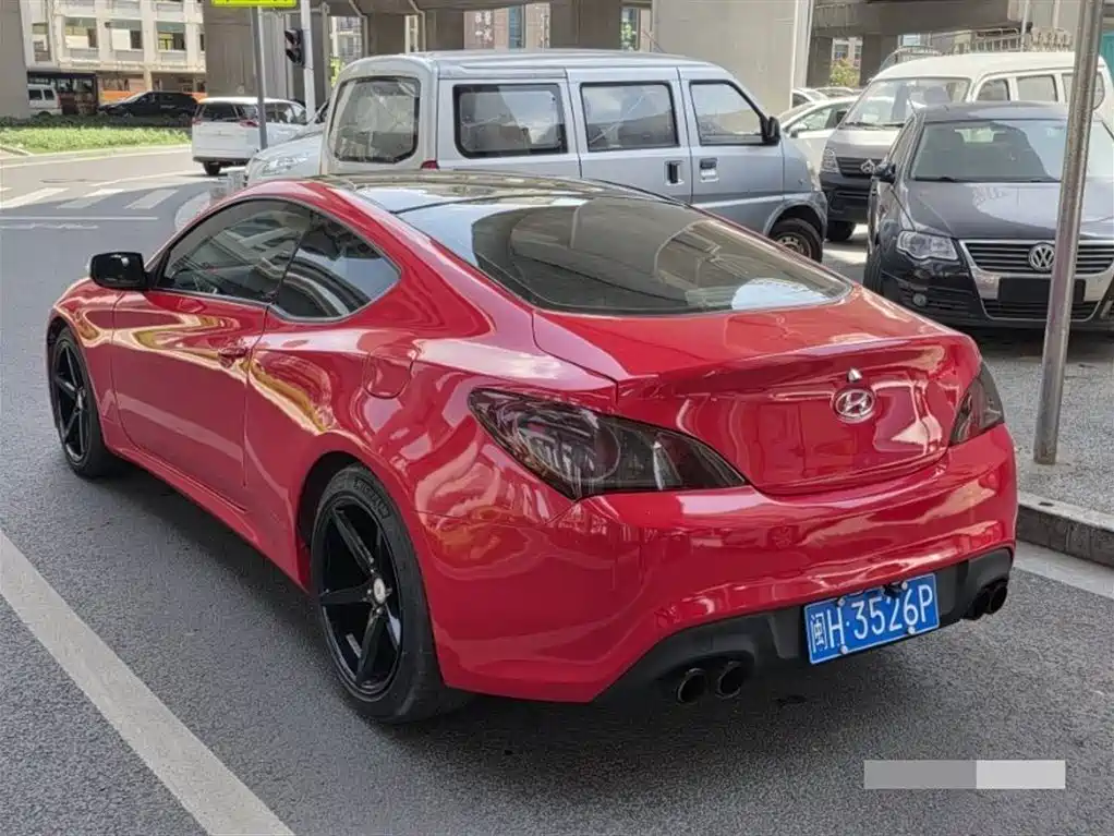 Hyundai Genesis Coupe 2009 2.0T Manual Cool Edition фото 9