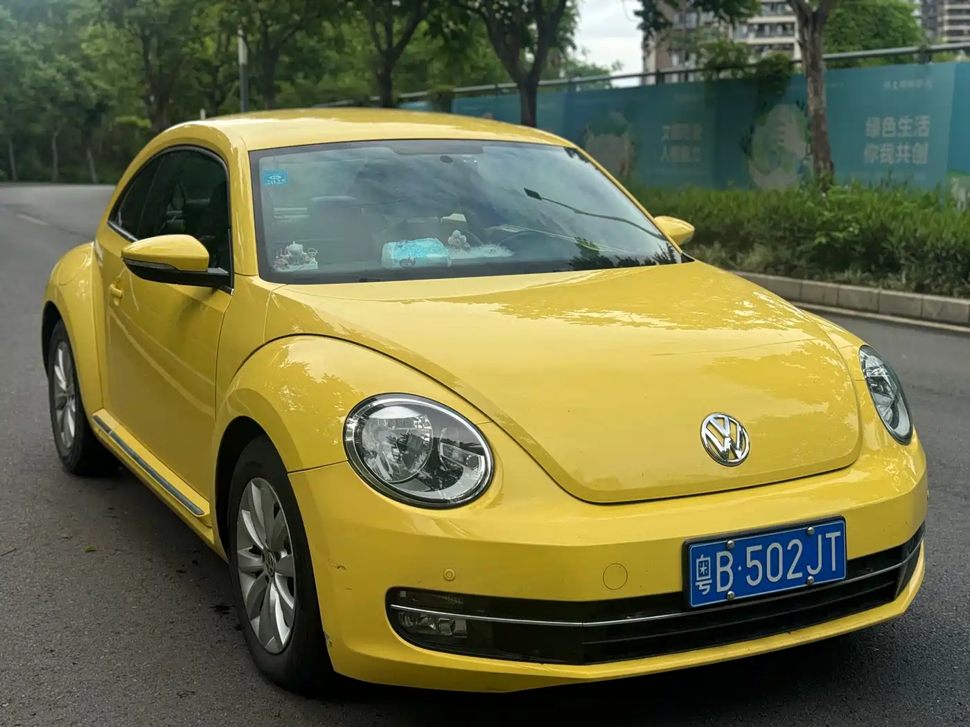 Volkswagen Beetle 2014 1.2TSI Fashion Edition фото 2
