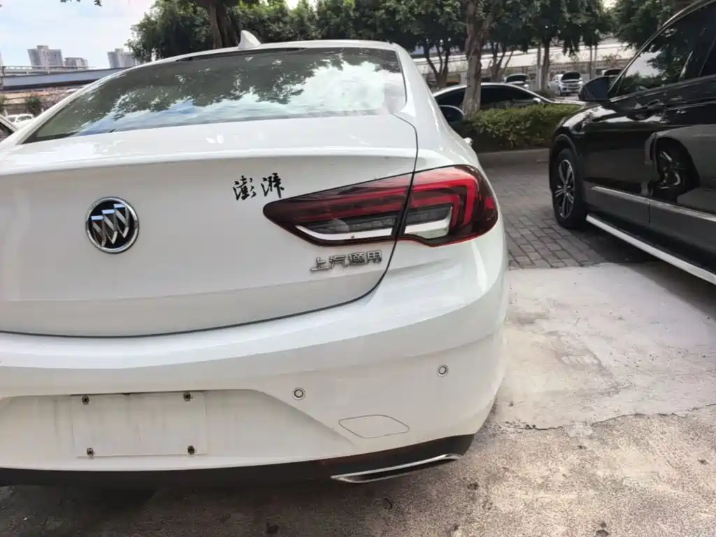 Фото 8 - Buick Regal