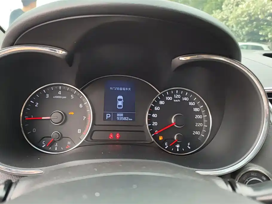 Kia K3 2015 1.6L Automatic DLX фото 14
