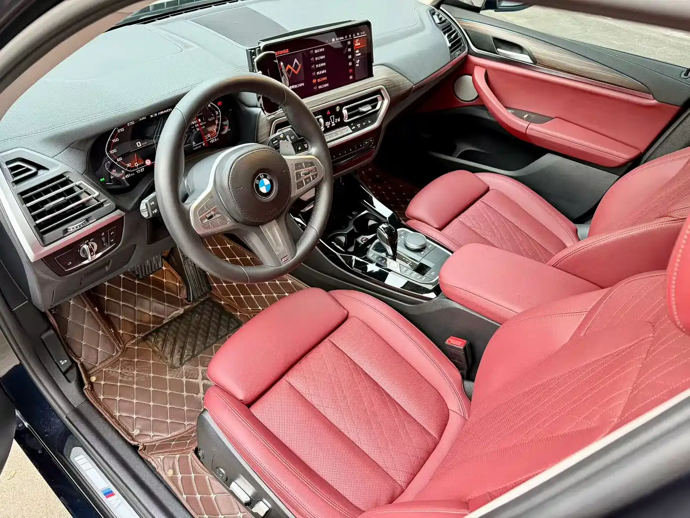 BMW X3 2022 xDrive30i Leading M Night Package фото 4
