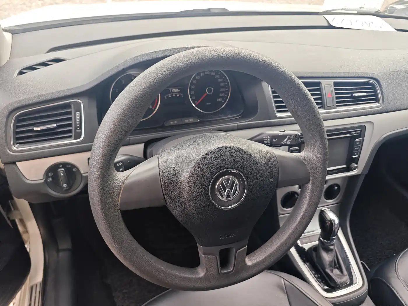 Photo 13 - Volkswagen Lavida Tour