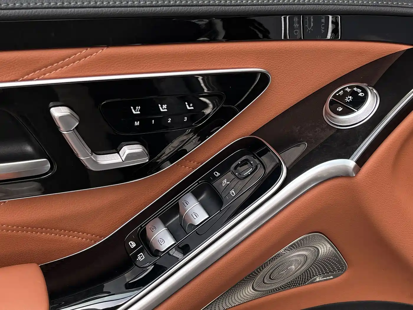 Mercedes-Benz Maybach S-Class 2024 Facelift S 480 4MATIC фото 19
