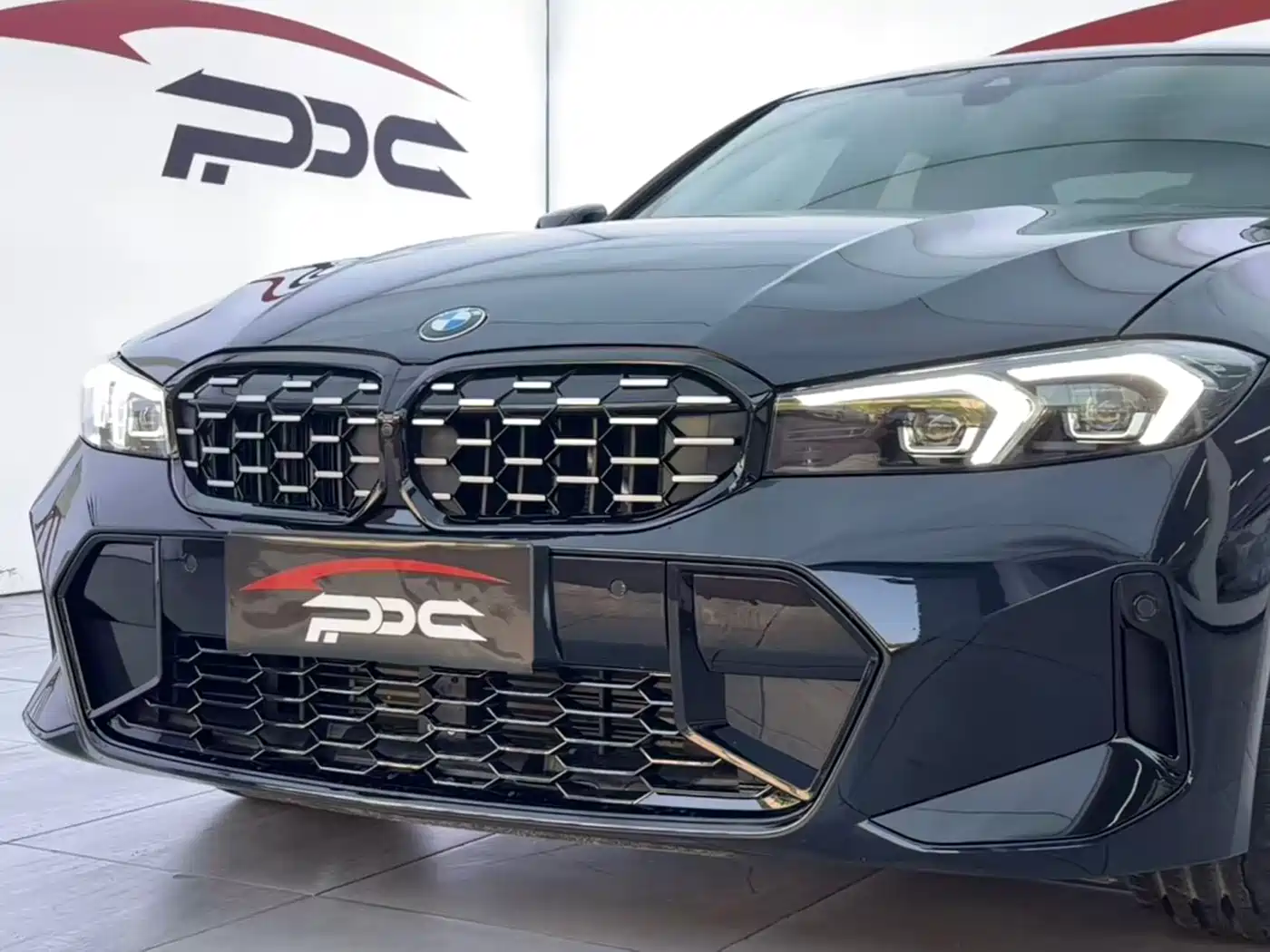 BMW 3 Series 2024 325Li M Sport Shadowline Package фото 4