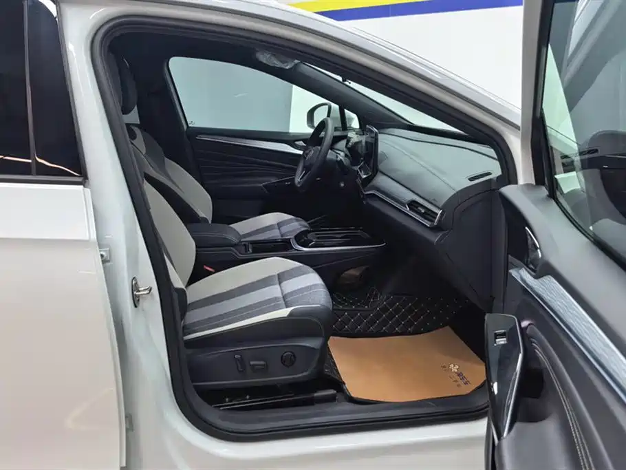 VOLKSWAGEN ID.4 CROZZ