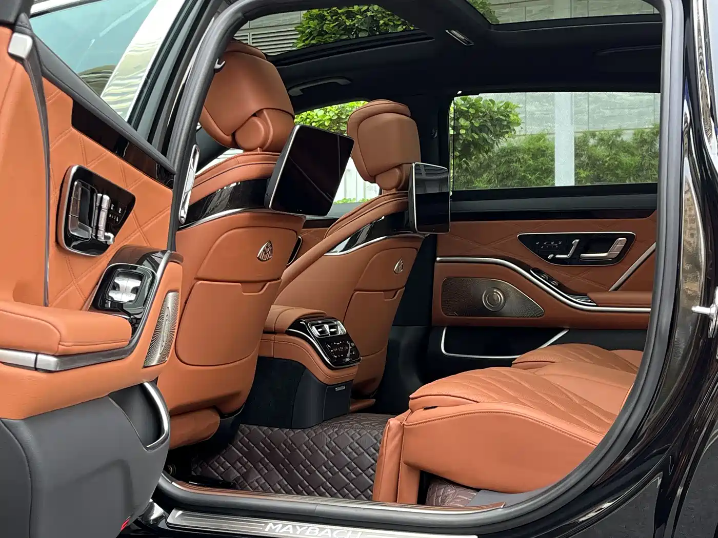 Mercedes-Benz Maybach S-Class 2024 Facelift S 480 4MATIC фото 12