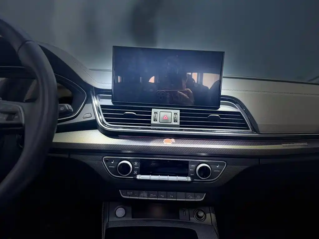 Audi Q5L 2022 40T Luxury Dynamic фото 12