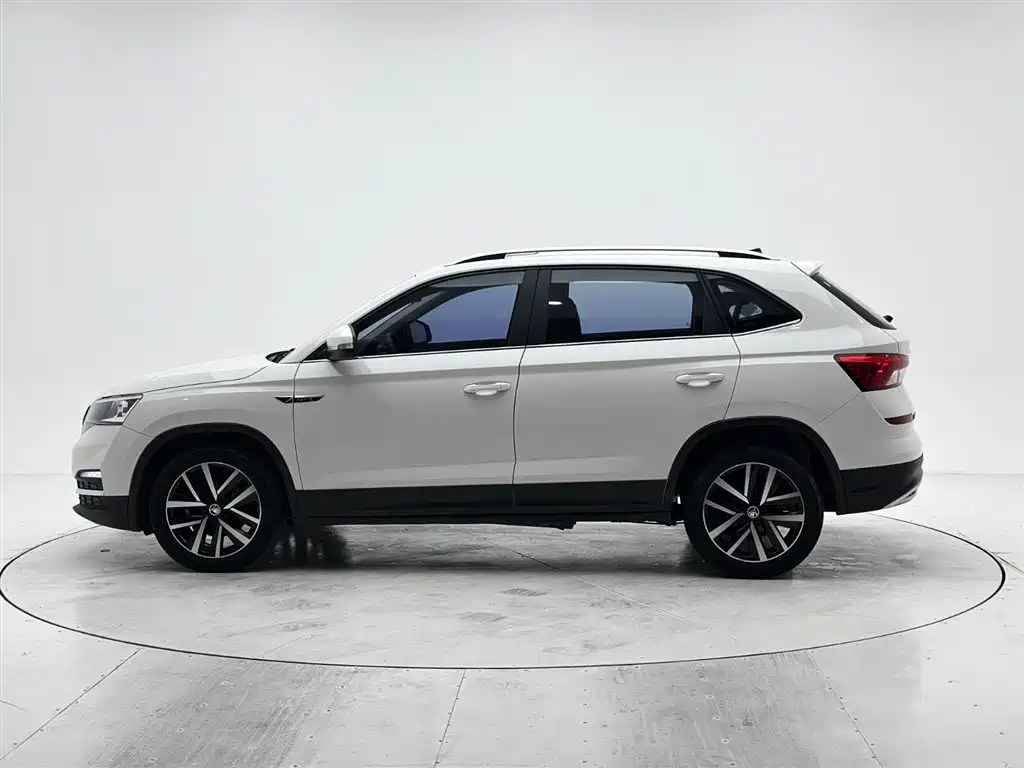 Škoda Kamiq 2022 1.5L Automatic Comfort Edition фото 7