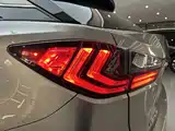 Фото 38 - Lexus RX
